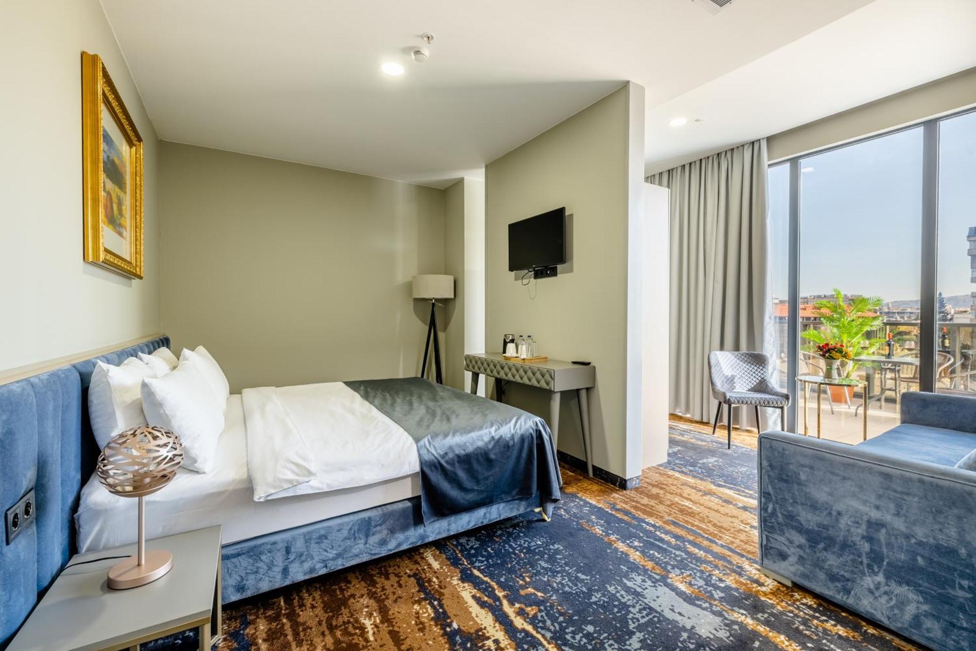 Hotel Brosse Garden Tiflis Exterior foto