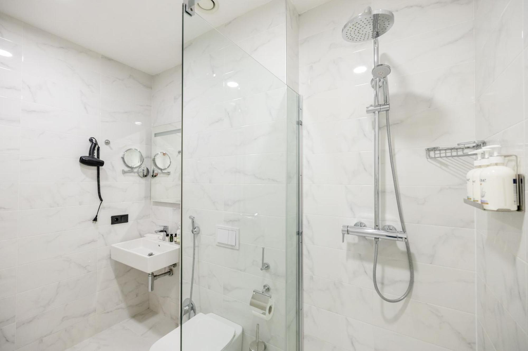 Hotel Brosse Garden Tiflis Exterior foto