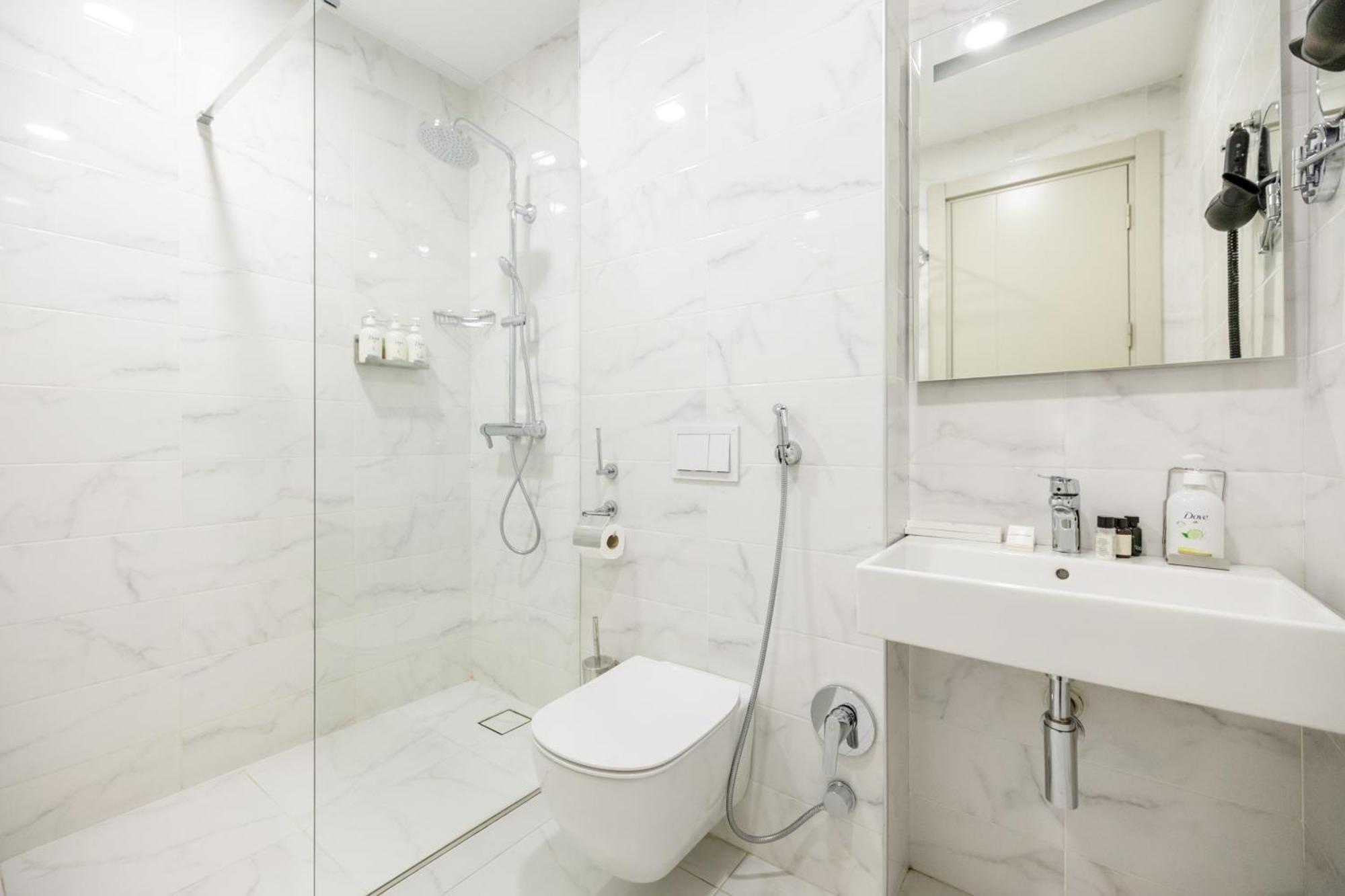 Hotel Brosse Garden Tiflis Habitación foto